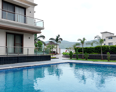 bunglow swimming pool 2