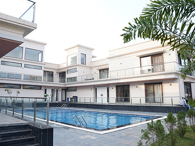 servicec & facilities